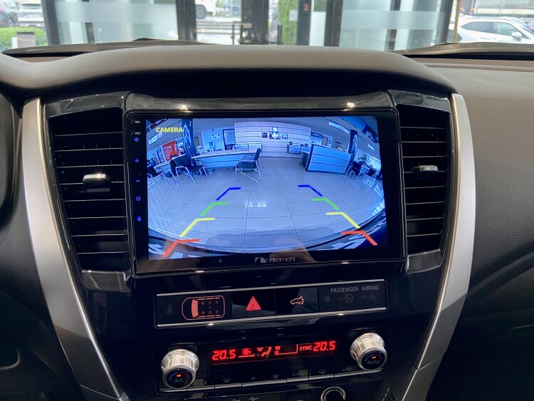 Pajero Sport ULTIMATE 3.0V6 8AT 4WD