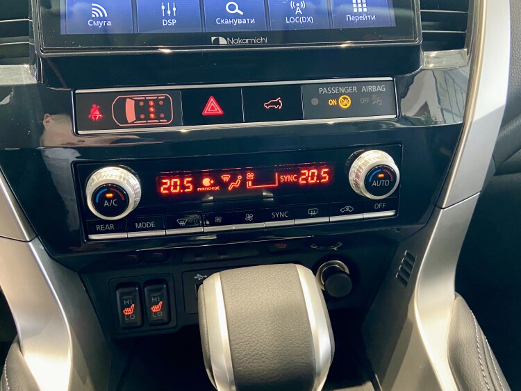 Pajero Sport ULTIMATE 3.0V6 8AT 4WD