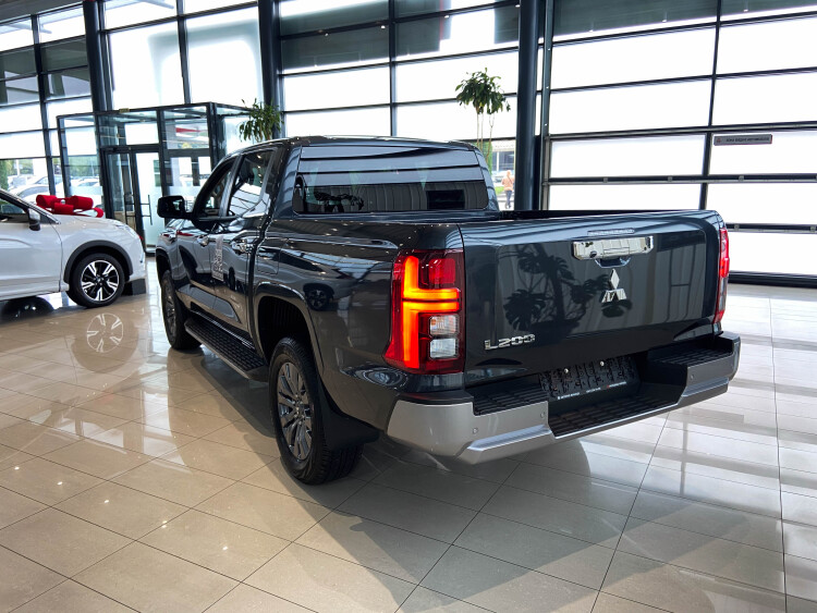 L200 Ultimate