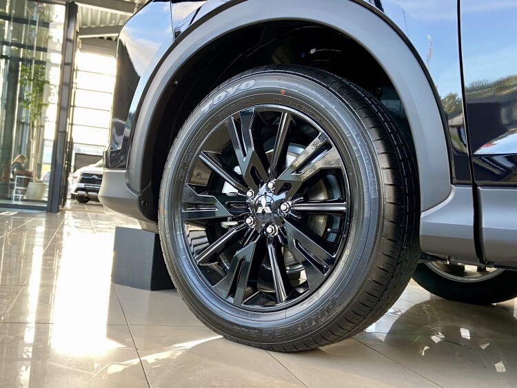 Eclipse Cross Instyle