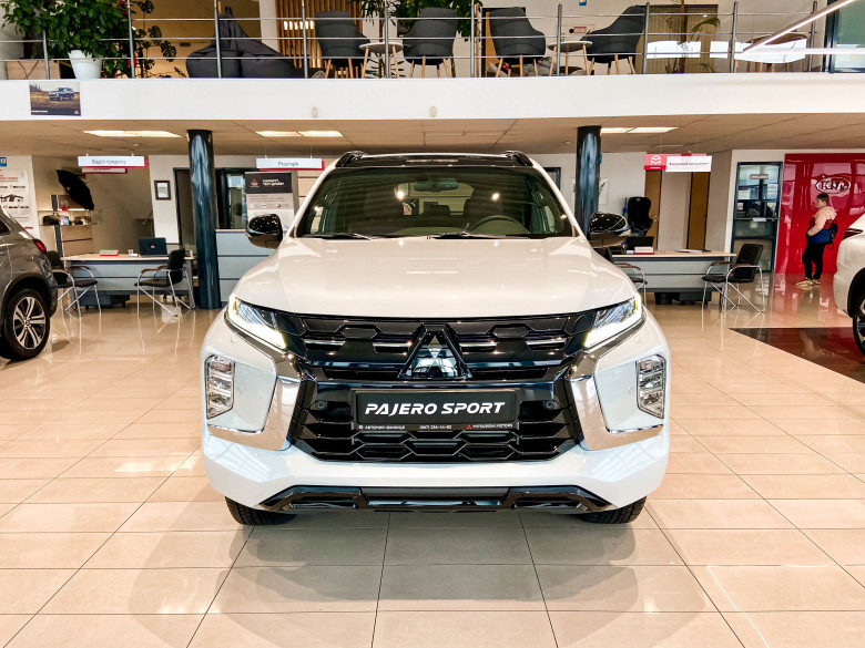Новий Mitsubishi Pajero Sport 2.4 DI-D AТ (181 к.с.) Super Select 4WD-II Ultimate 2024