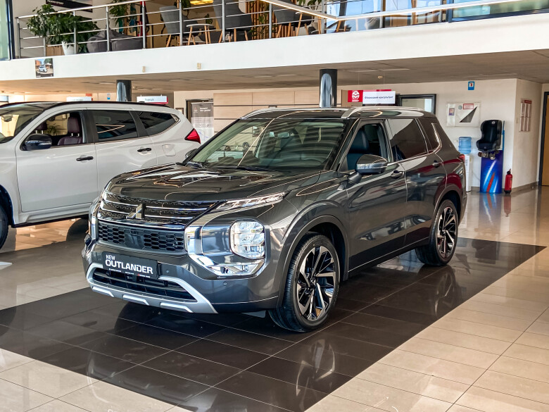 Outlander Ultimate 2.5 MiVEC CVT (184 к.с.) S-AW