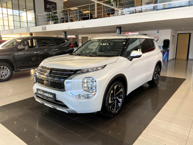 Новий Mitsubishi Outlander 2.5 MiVEC CVT (184 к.с.) S-AWC Ultimate 2024